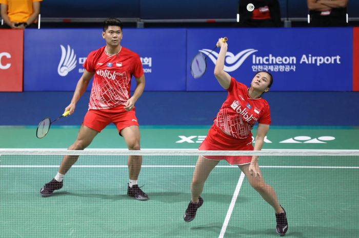 Pasangan ganda  putra Indonesia,  Praveen Jordan/Melati Daeva Oktavianti, menjalani babak pertama Korea Open 2019 di Incheon Airport Skydome, Korea Selatan, Selasa (24/9/2019).