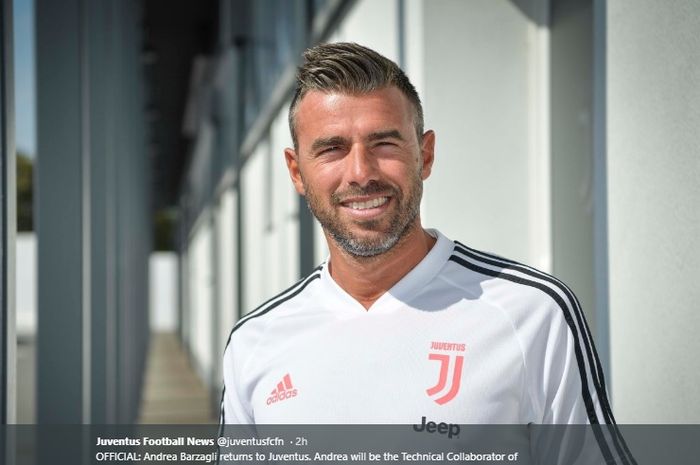 Eks bek tengah Juventus, Andrea Barzagli, resmi menjadi bagian dari staf pelatih Maurizio Sarri.