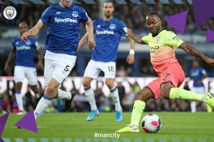 Aksi Raheem Sterling saat melawan Everton di Goodison Park, pada laga pekan ke-7 Liga Inggris, Sabtu (28/9/2019).