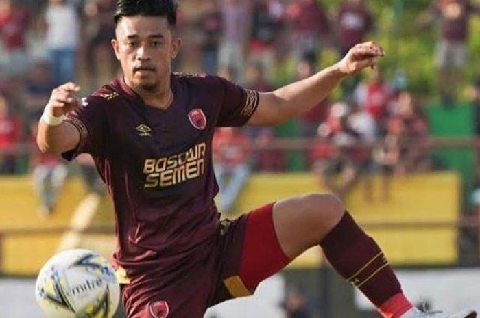 Bek PSM Makassar, Benny Wahyudi.