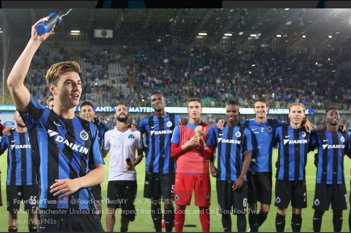 Dion Cools (kiri) bersama rekan setimnya di Club Brugge.