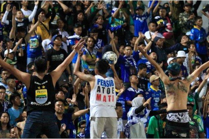 Bobotoh datang ke Stadion Gelora Bangkalan, Sabtu (5/10/2019).