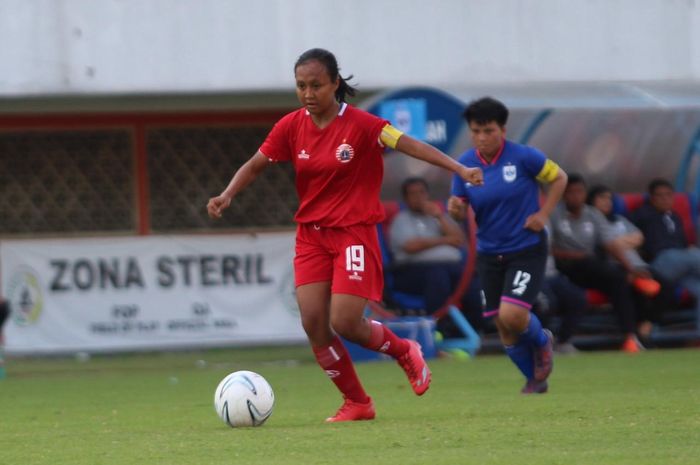 Kapten Persija Putri, Viny Silvianus.