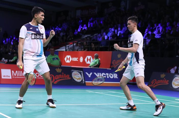 Pasangan ganda putra Indonesia, Fajar Alfian/Muhammad Rian Ardianto, bereaksi setelah menjalani babak pertama Denmark Open 2019 di Odense Sportspark, Rabu (16/10/2019).