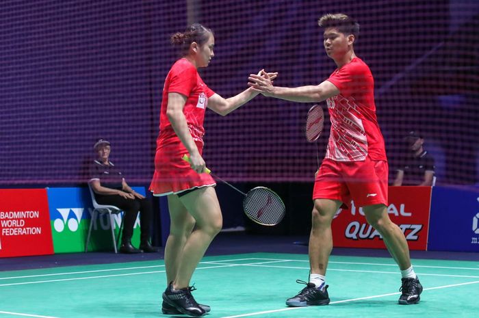 Pasangan ganda campuran Indonesia, Praveen Jordan/Melati Daeva Oktavianti, tampil pada babak pertama French Open 2019 di Stade Pierre de Coubertin, Paris, Prancis, Rabu (23/10/2019).