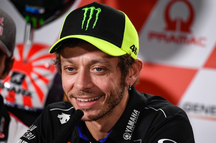 Pembalap Monster Energy Yamaha, Valentino Rossi, berbicara dalam konferensi pers jelang MotoGP Australia di Sirkuit Phillip Island, Kamis (24/10/2019).