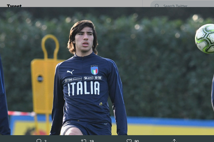 Gelandang Brescia dan timnas Italia, Sandro Tonali.