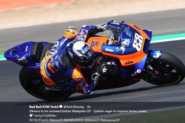 Pembalap KTM Tech3, Miguel Oliveira, saat beraksi di Sirkuit Phillip Island, Australia. 