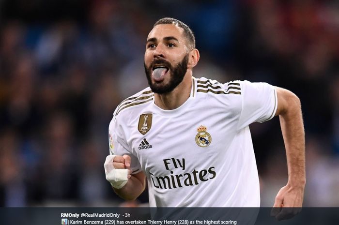 Ekspresi striker Real Madrid, Karim Benzema, usai cetak gol ke gawang Leganes dalam kemenangan 5-0 timnya pada lanjutan pertandingan pekan ke-10 Liga Spanyol, Rabu (30/10/2019).