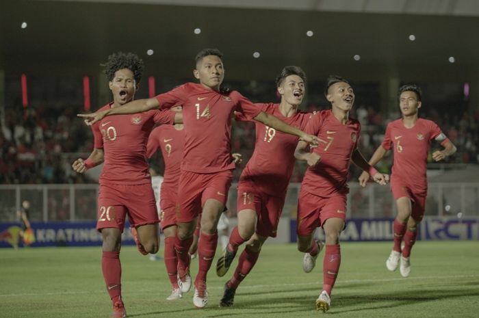 Timnas U-19 Indonesia saat menghadapi Timnas U-19 Timor Leste pada laga perdana Kualifikasi Piala Asia U-19 2020 di Stadion Madya, Jakarta, Rabu (6/11/2019) malam WIB.