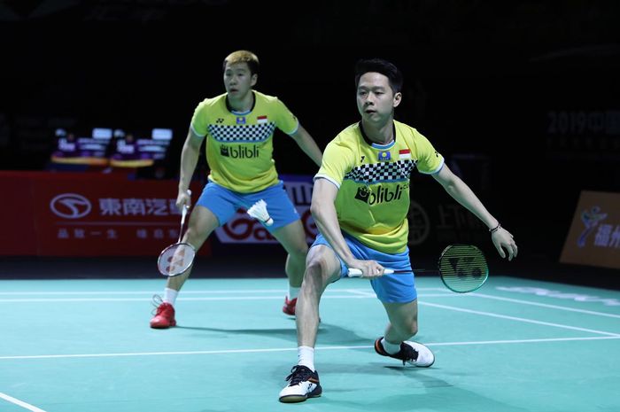 Pasangan ganda putra Indonesia, Marcus Fernaldi Gideon/Kevin Sanjaya Sukamuljo, pada semifinal Fuzhou China Open 2019 di Haixia Olympic Sports Center, Sabtu (9/11/2019).