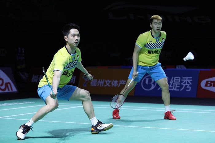 Pasangan ganda putra Indonesia, Marcus Fernaldi Gideon/Kevin Sanjaya Sukamuljo, pada semifinal Fuzhou China Open 2019 di Haixia Olympic Sports Center, Sabtu (9/11/2019).