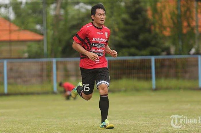 Bek Bali United, Michael Orah.