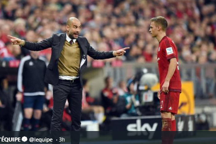 Pep Guardiola (Kiri) dan Joshua Kimmich saat masih membela Bayern Muenchen.