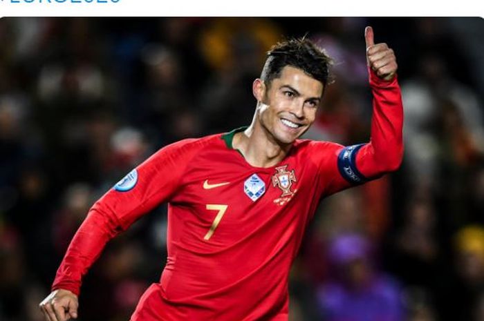 Ekspresi megabintang timnas Portugal, Cristiano Ronaldo, dalam laga Grup B Kualifikasi Euro 2020 melawan timnas Lithuania di Stadion Algarve, Kamis (14/11/2019).