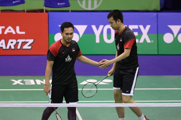 Ganda putra Indonesia, Mohammad Ahsan/Hendra Setiawan, bertanding pada perempat final Hong Kong Open 2019, Jumat (15/11/2019)