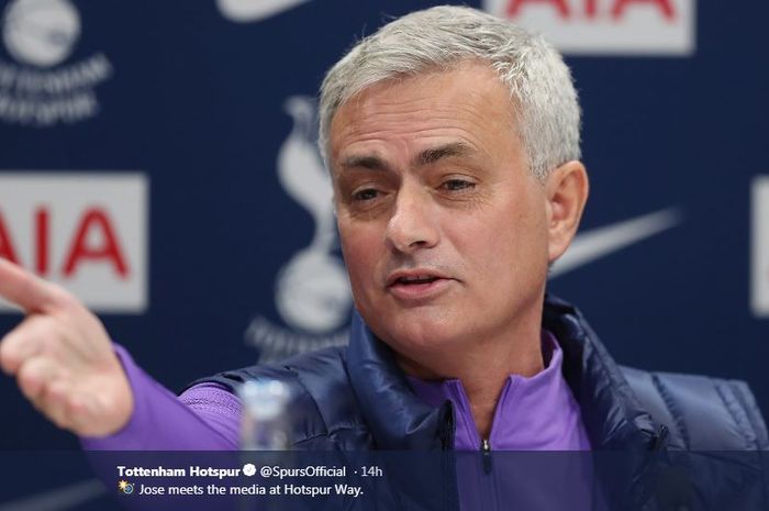 Pelatih Tottenham Hotspur, Jose Mourinho.