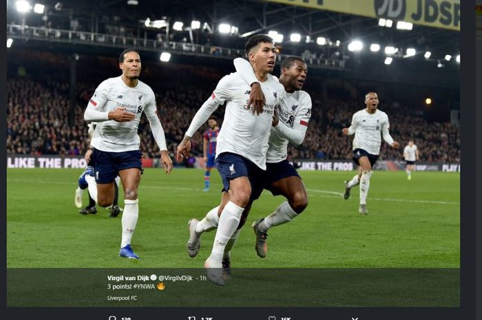 Roberto Firmino melakukan selebrasi usai mencetak gol kemenangan Liverpool atas Crystal Palace di Selhurst Park, Sabtu (23/11/2019).