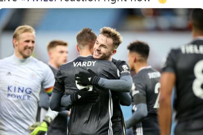 Penyerang Leicester City, Jamie Vardy, memeluk James Maddison seusai laga Liga Inggris melawan Aston Villa di Stadion Villa Park, Minggu (8/12/2019).