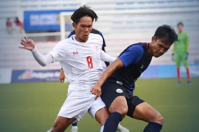 Suasana pertandingan timnas U-22 Kamboja melawan Myanmar dalam laga perebutan tempat ketiga SEA Games 2019 di Stadion Rizal Memorial, Selasa (10/12/2019).