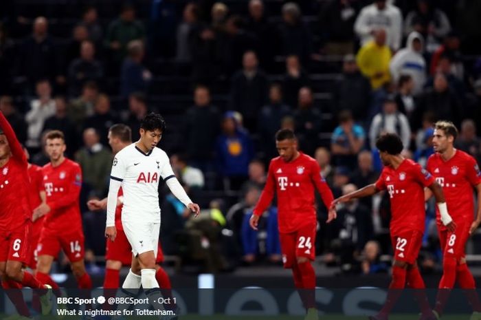 Pemain Tottenham Hotspur, Son Heung-min, tertunduk lesu usai timnya dihancurkan oleh Bayern Muenchen dengan skor telak 2-7pada pertemuan perdana di fase grup Liga Champions awal Oktober lalu.