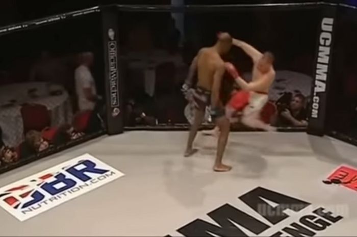 Kompilasi tendangan MMA KO