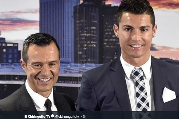 Megabintang Juventus, Cristiano Ronaldo saat bersama agennya, Jorge Mendes (Kiri)