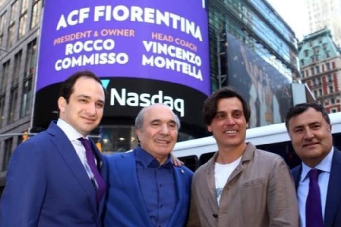 Pelatih Fiorentina, Vincenzo Montella (kedua dari kanan).