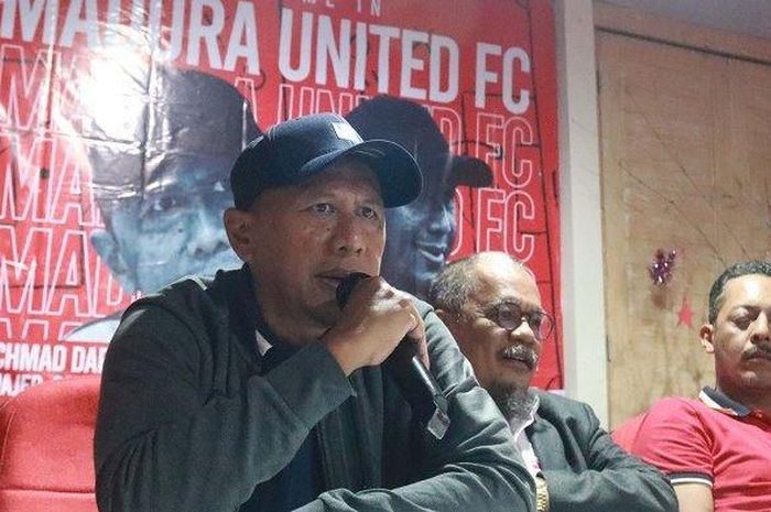 Rahmad Darmawan diperkenalkan secara resmi sebagai pelatih baru Madura United seusai laga melawan Bali United, Minggu (23/12/2019).