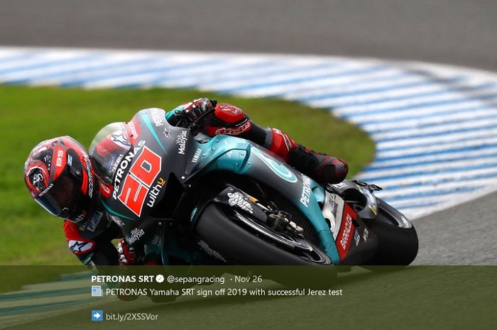 Pembalap Petronas Yamaha, Fabio Quartararo saat beraksi di lintasan. 