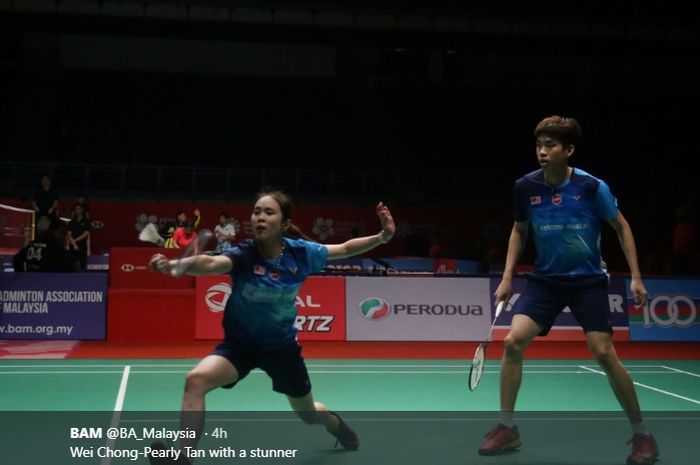 Pasangan ganda campuran Malaysia, Man Wei Chong/Pearly Tan Koong Le, menyingkirkan Praveen Jordan/Melati Daeva Oktavianti, pada babak pertama Malaysia Masters 2020 di Axiata Arena, 8 Januari 2020.