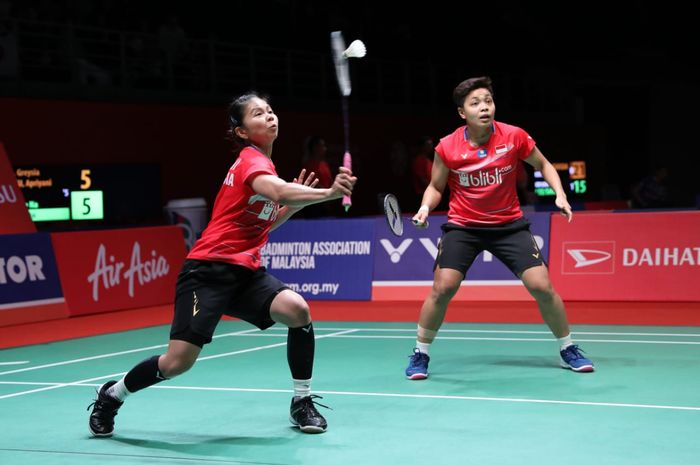 Ganda putri Indonesia, Greysia Polii/Apriyani Rahayu, tampil pada Malaysia Masters 2020 di Axiata Arena, Kuala Lumpur, Jumat (10/1/2020)