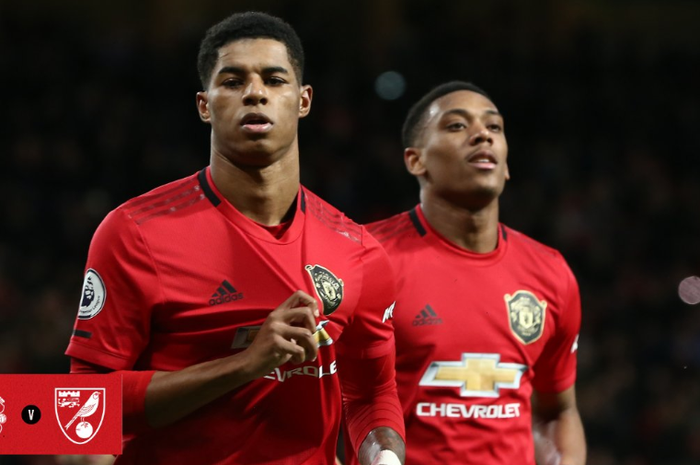 Marcus Rashford (Kiri) dan Anthony Martial (Kanan) saat bermain membela Manchester United.