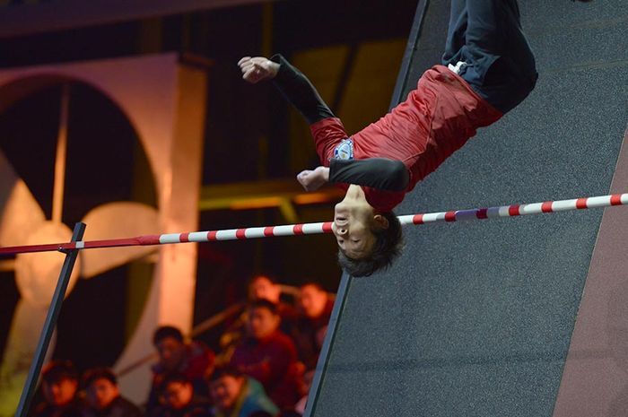 Seorang atlet parkour bernama Li Xingnan sukses memecahkan sebuah rekor pada 11 Januari 2016 silam.