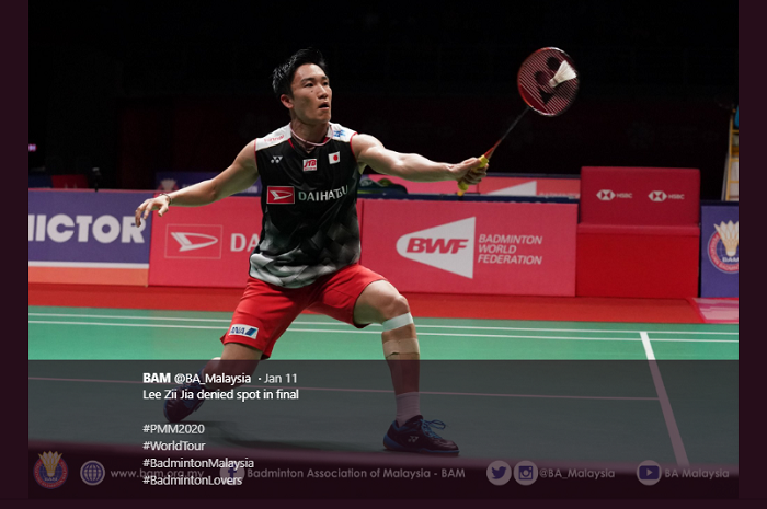 Pemain bulu tangkis Jepang, Kento Momota, saat beraksi di Malaysia Masters 2020.