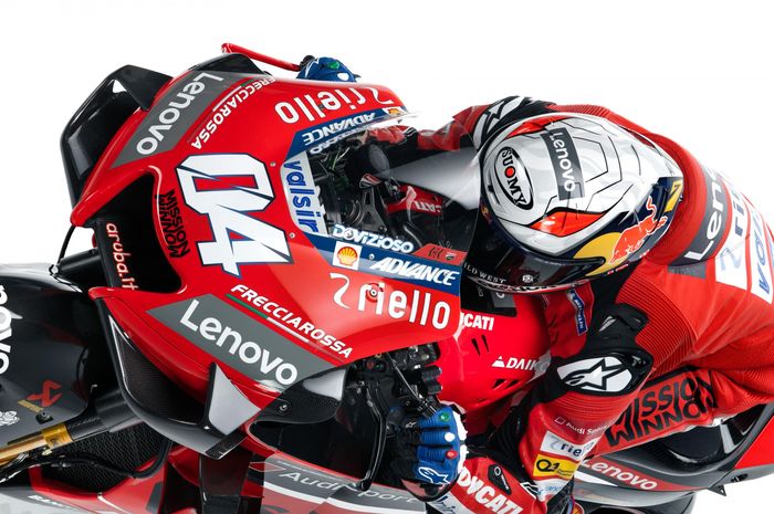 Andrea Dovizioso dalam balutan helm dan wearpack baru untuk MotoGP musim 2020.