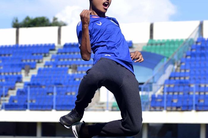 Mantan pemain Persebaya Surabaya, Fandi Eko Utomo, resmi direkrut oleh PSIS Semarang.