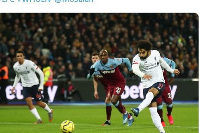 Mohamed Salah mencetak gol lewat sepakan penalti ke gawang West Ham United di London Stadium, Rabu (29/1/2020) atau Kamis dini hari WIB.