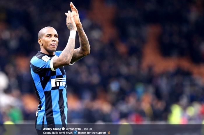 Pemain anyar Inter Milan, Ashley Young.