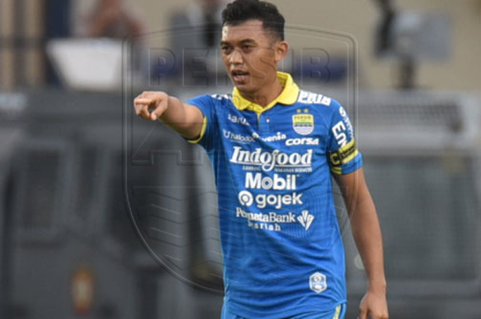 Abdul Aziz Lutfi Akbar ketika ditunjuk menjadi kapten Persib Bandung.