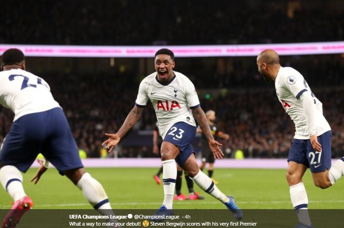 Penyerang sayap anyar milik Tottenham Hotspur, Steven Bergwijn, mencatatkan gol debutnya di Liga Inggris usai membobol gawang Manchester City pada laga pekan ke-25 Liga Inggris.