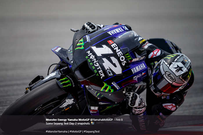 Pembalap Monster Energy Yamaha, Maverick Vinales, beraksi saat tes pramusim MotoGP 2020 di Sepang, Malaysia, Minggu (9/2/2020). 