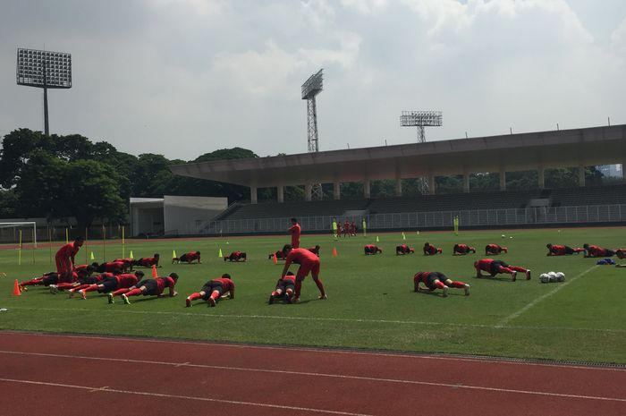 Latihan Timnas Indonesia, di Stadion Madya, Jakarta, Sabtu (15/2/2020).