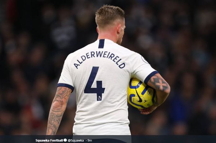 Bek Tottenham Hotspur, Toby Alderweireld, saat melakukan selebrasi setelah mencetak gol ke gawan Aston Villa di pekan ke-26 Liga Inggris 2019-2020, Minggu (16/2/2020).