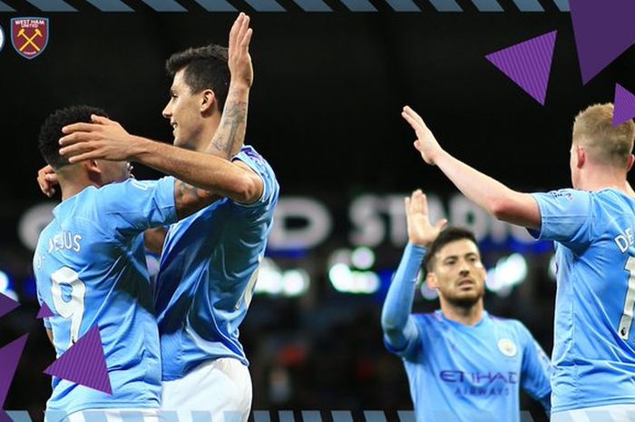 Gelandang Manchester City, Rodri Hernandez (kedua dari kiri), merayakan gol yang dicetak ke gawang West Ham United dalam laga Liga Inggris di Stadion Etihad, Rabu (19/2/2020).