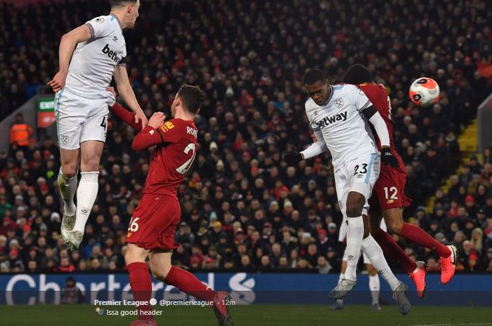 Issa Diop di laga Liverpool Vs West Ham di Anfield pada pekan ke-27 Liga Inggris, Senin (24/2/2020) atau Selasa dini hari WIB.