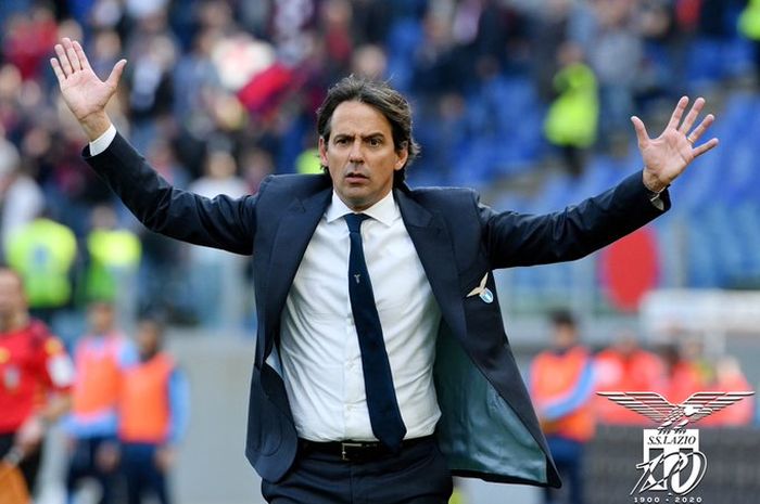 Ekspresi pelatih Lazio, Simone Inzaghi, dalam laga Liga Italia kontra Bologna di Stadion Olimpico.