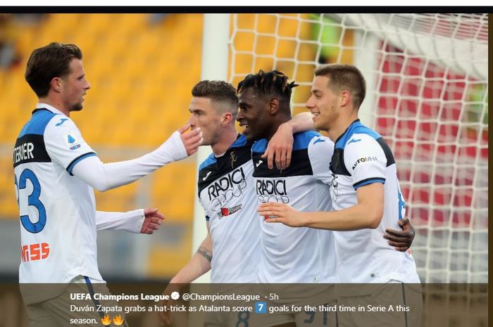 Duvan Zapata (dua dari kanan) mencetak hattrick dalam duel Liga Itaia Atalanta di kandang Lecce, Via del Mare, 1 Maret 2020.