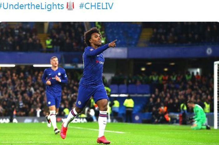 Penyerang Chelsea, Willian, merayakan gol yang dicetak ke gawang Liverpool dalam laga 16 besar Piala FA di Stadion Stamford Bridge, Selasa (3/3/2020).