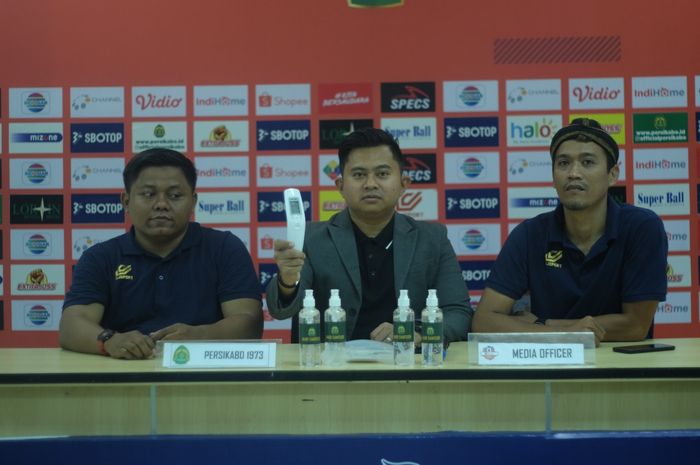 Panitia Penyelengara Pertandingan (Panpel /LOC) Persikabo 1973 sebagai antispasi untuk mensterilkan Stadion Pakansari dari corona